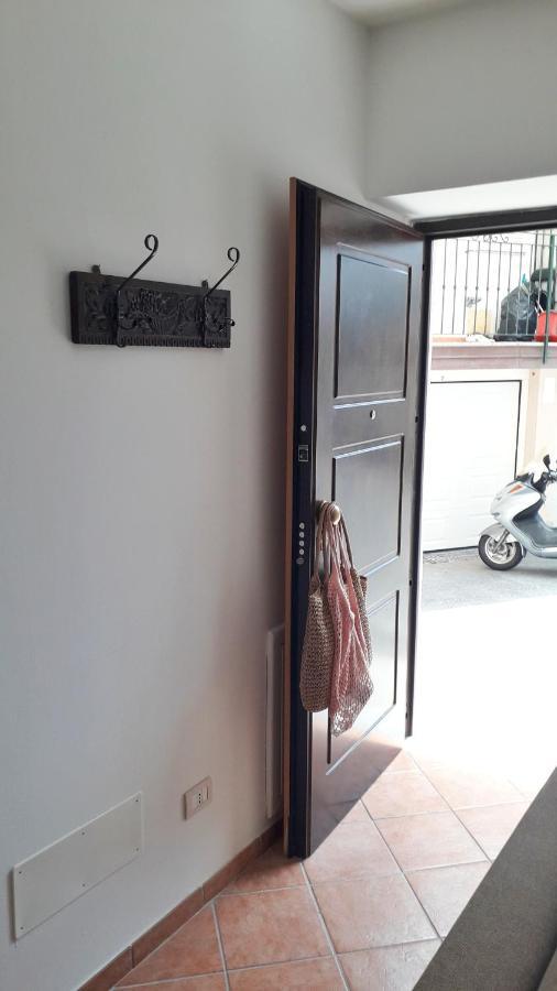 Max And Sun Parking Privato Nel Prezzo Apartment Sanremo Ngoại thất bức ảnh