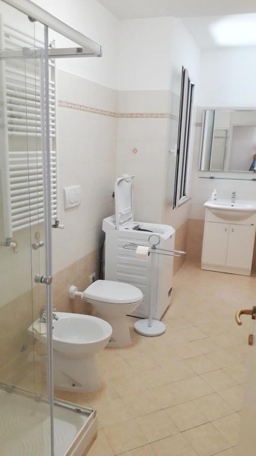 Max And Sun Parking Privato Nel Prezzo Apartment Sanremo Ngoại thất bức ảnh